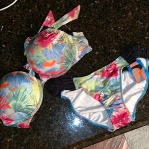 Victories Secret Miraculous Push Up